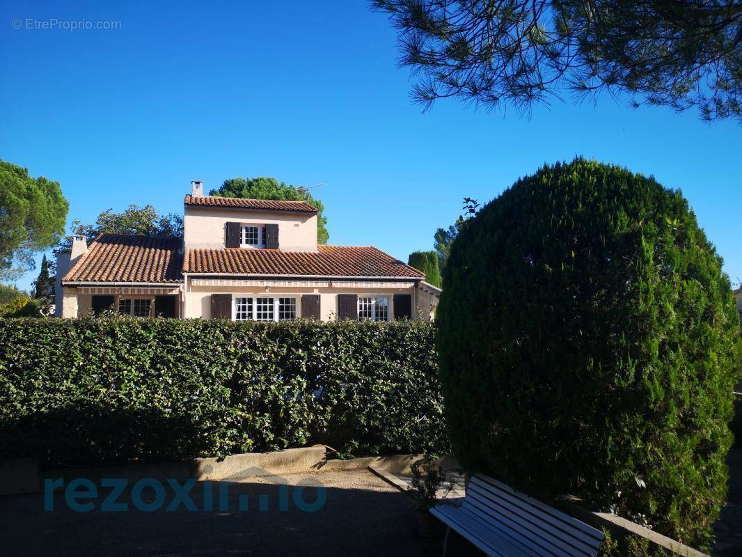 Maison à GARRIGUES-SAINTE-EULALIE