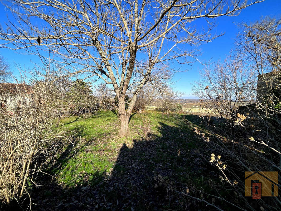 Terrain à PUYMIROL