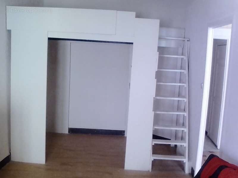 Appartement à MARSEILLE-1E