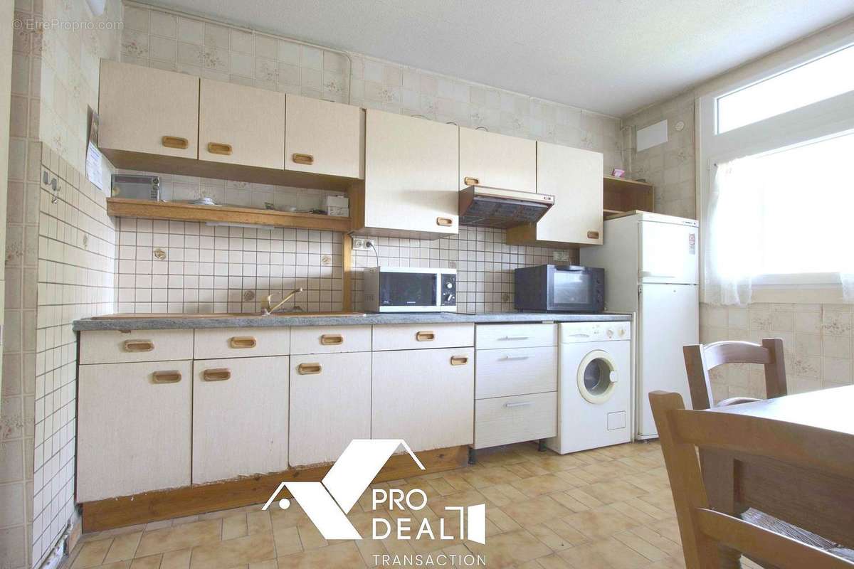 Appartement à LYON-8E