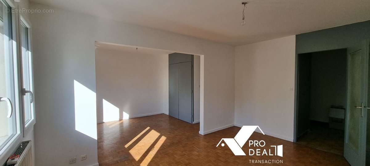 Appartement à LYON-8E