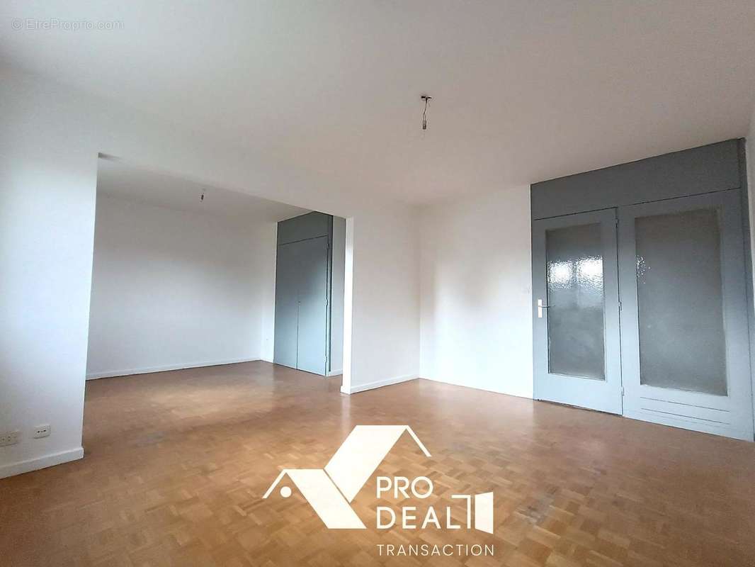 Appartement à LYON-8E