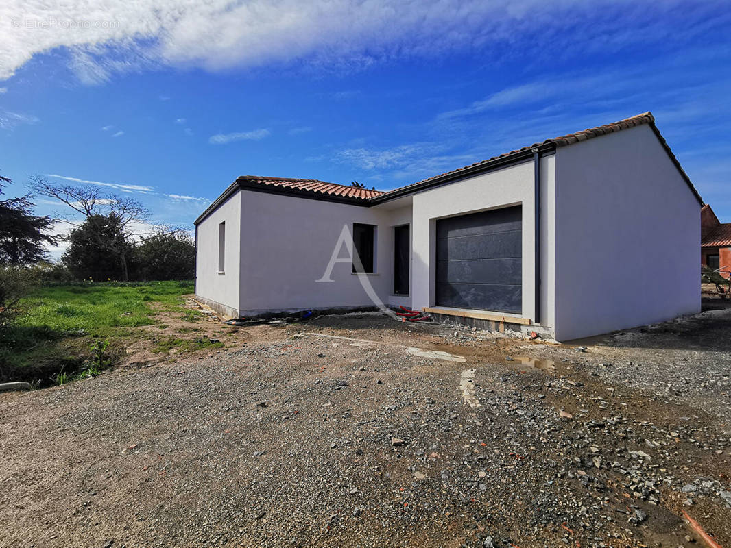 Maison à TALMONT-SAINT-HILAIRE