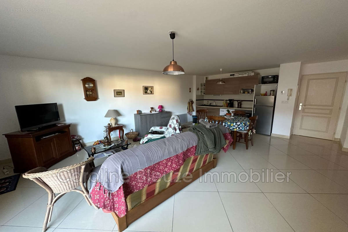 Appartement à LEZIGNAN-CORBIERES