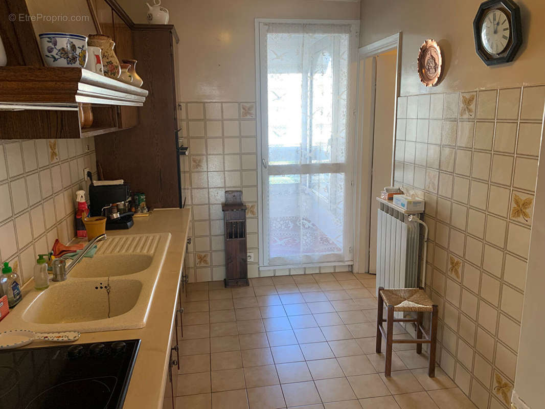 Appartement à MARSEILLE-11E