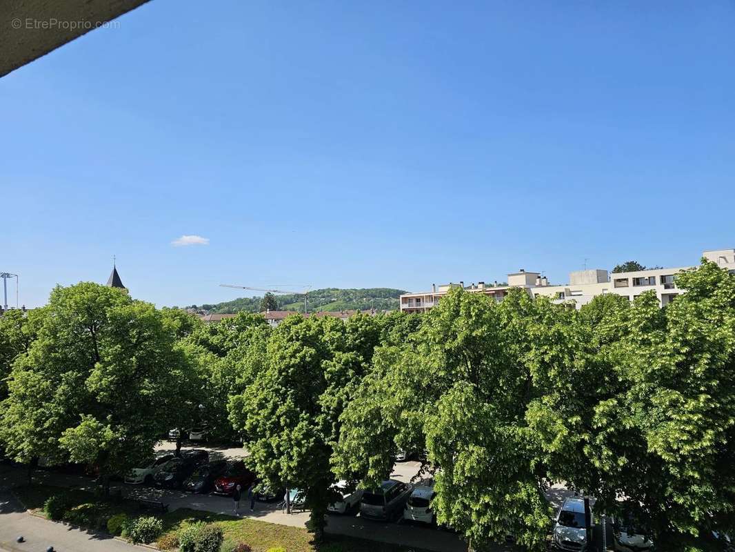 Appartement à LONS-LE-SAUNIER