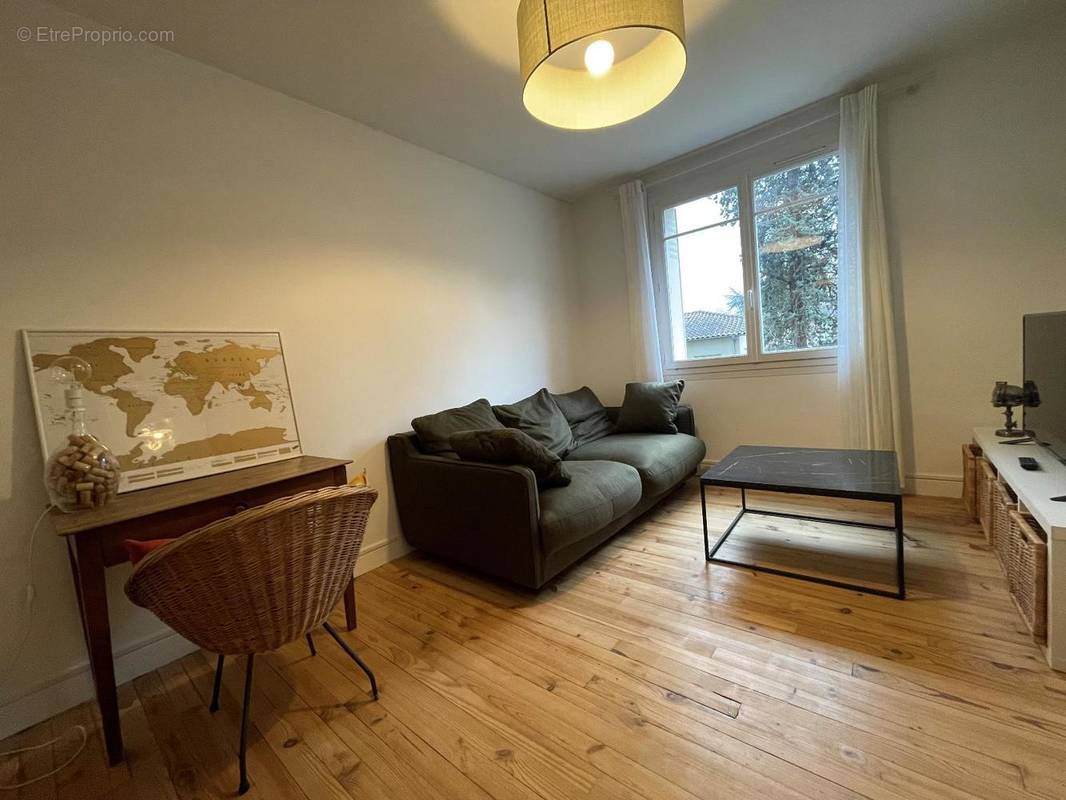   - Appartement à TOULOUSE