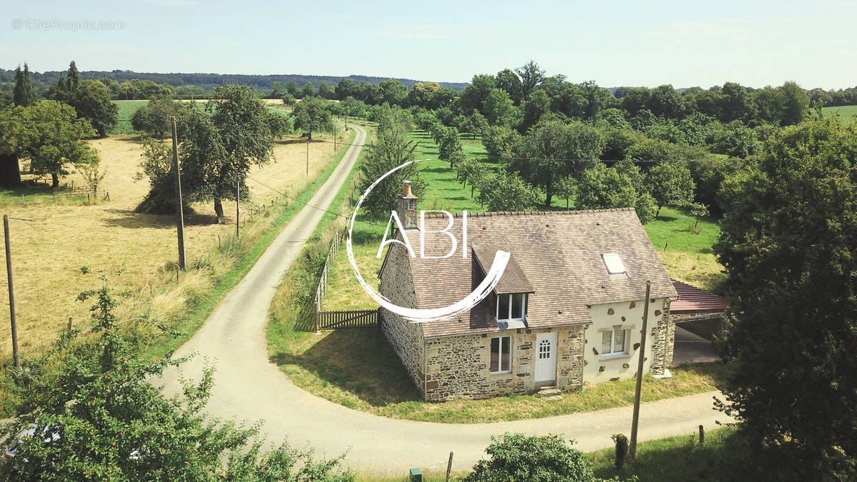 Maison à LA CHAPELLE-D&#039;ANDAINE