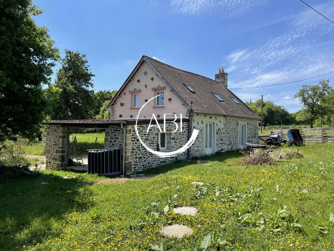 Maison à LA CHAPELLE-D&#039;ANDAINE