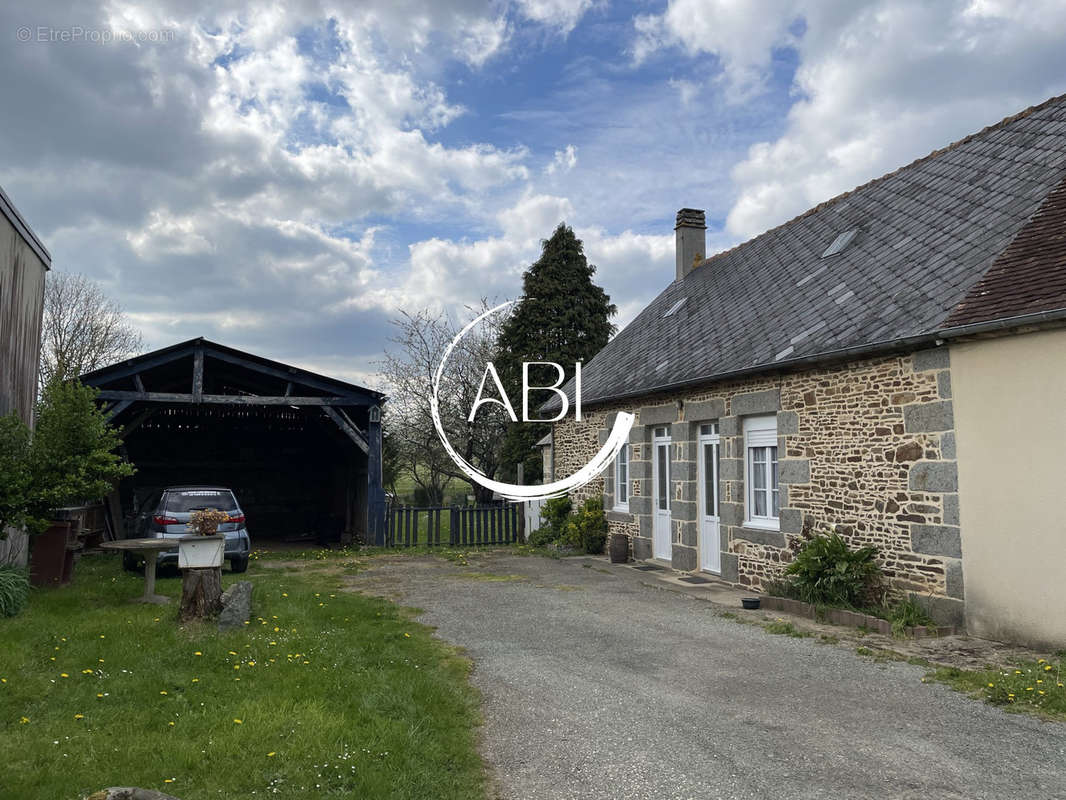 Maison à LA CHAPELLE-D&#039;ANDAINE