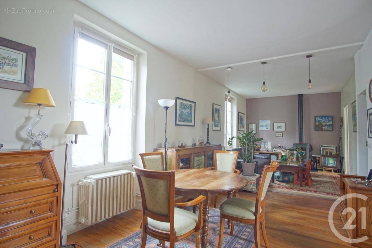 Appartement à CHOISY-LE-ROI