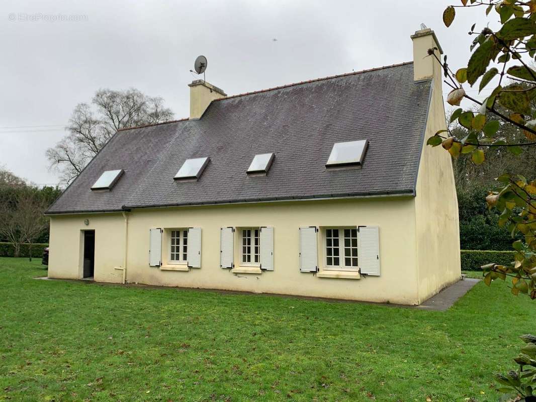 Façade - Maison à POULDERGAT