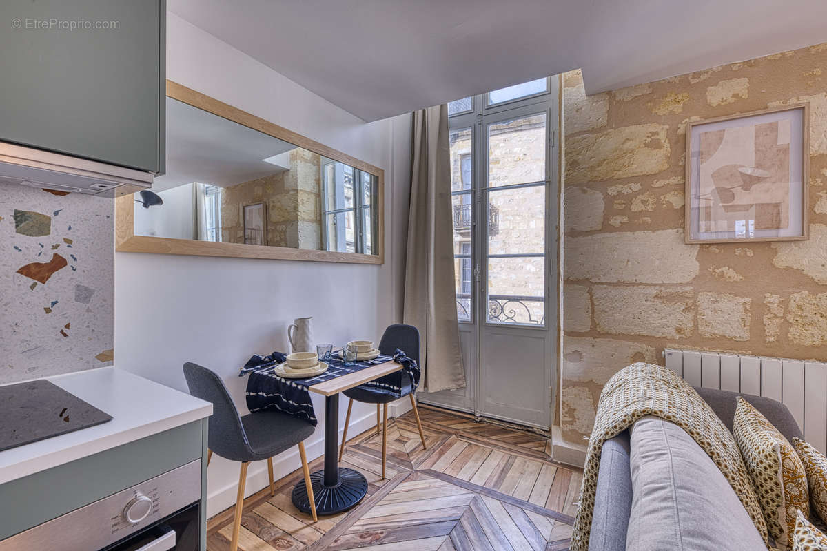 Appartement à BORDEAUX