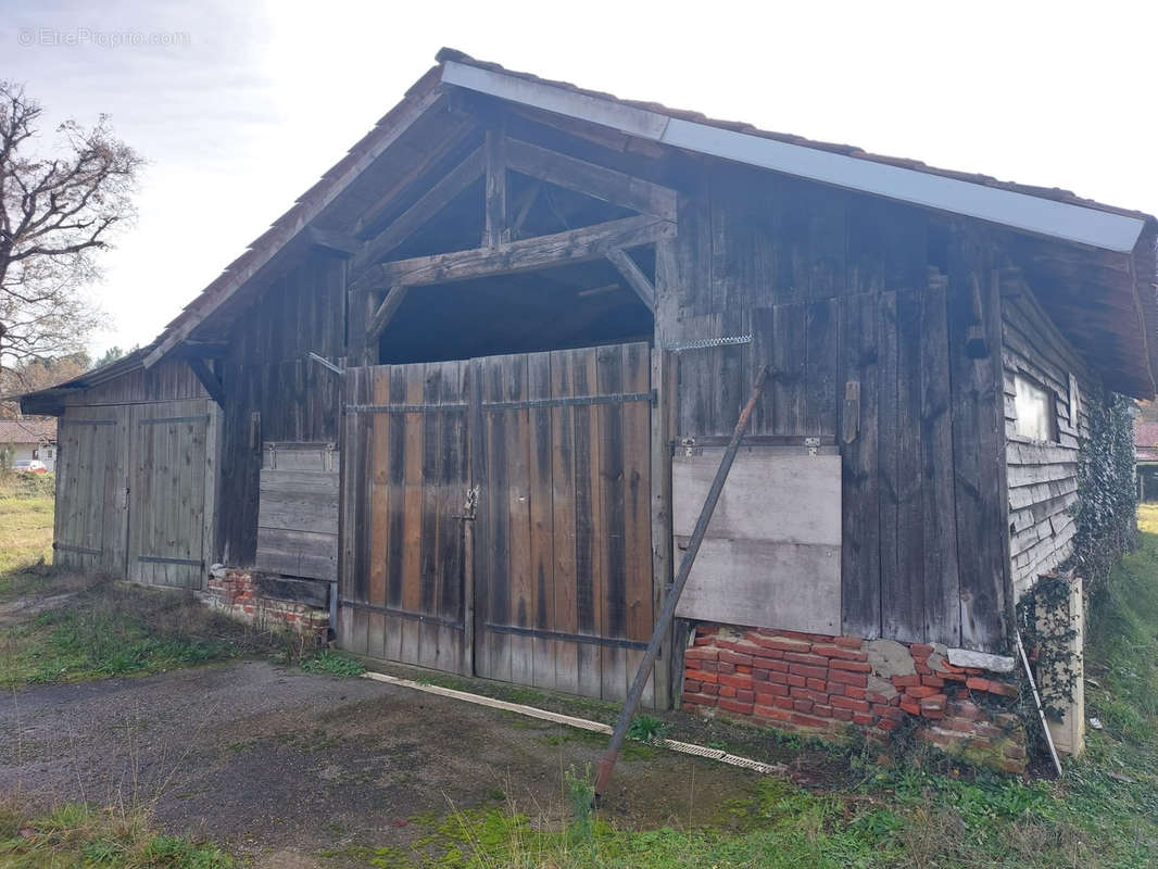 Maison à LEVIGNACQ