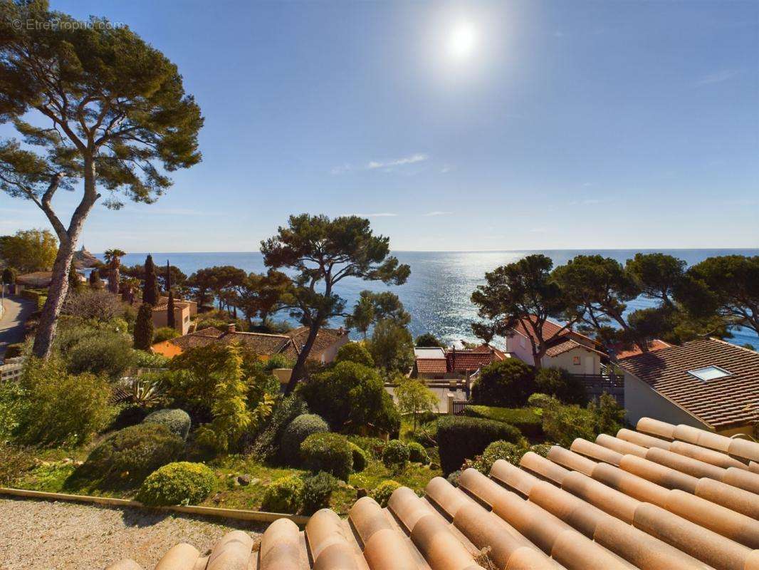 Maison à SAINT-MANDRIER-SUR-MER