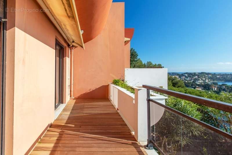 Appartement à VILLEFRANCHE-SUR-MER