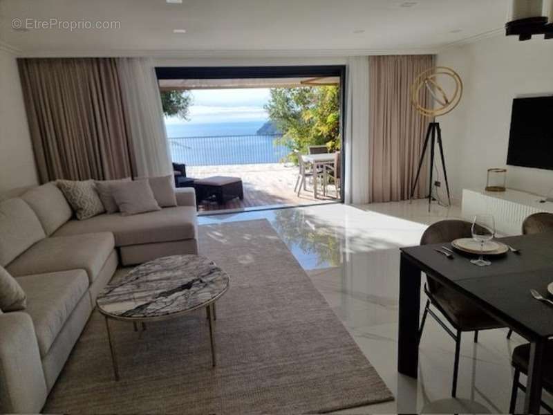 Appartement à VILLEFRANCHE-SUR-MER