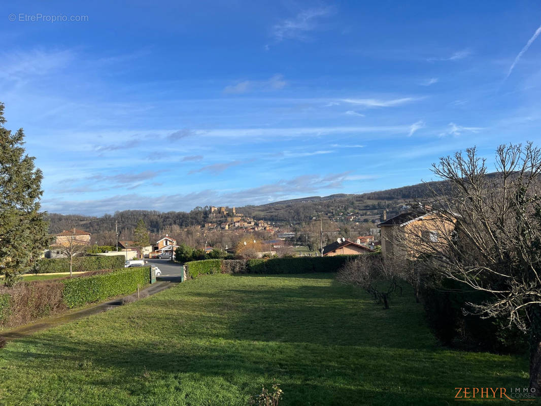 Terrain à CHATILLON