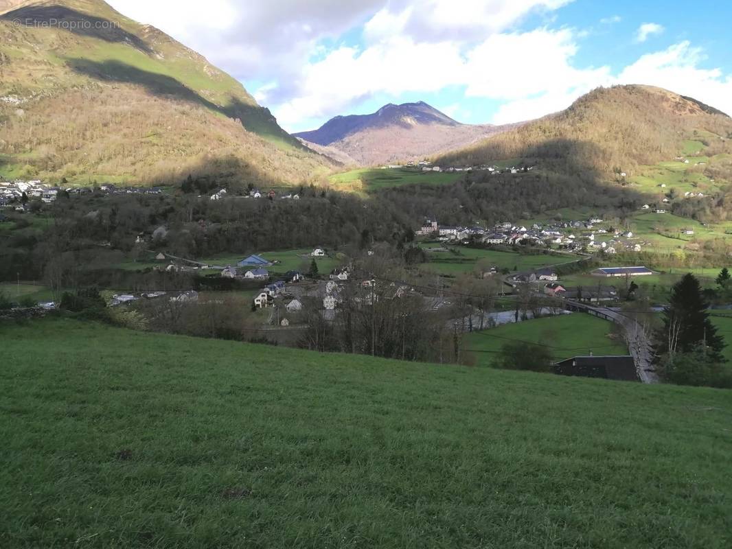 Terrain à LARUNS