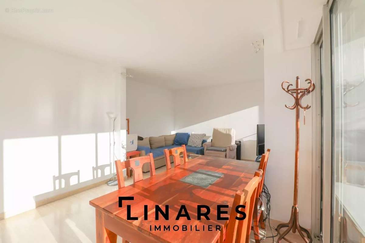 Appartement à MARSEILLE-9E