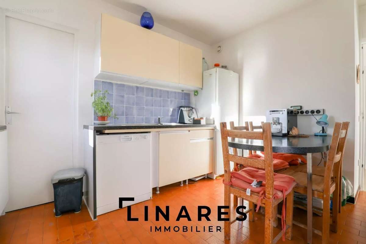 Appartement à MARSEILLE-9E