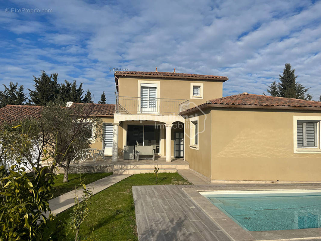 Maison à BEAUCAIRE