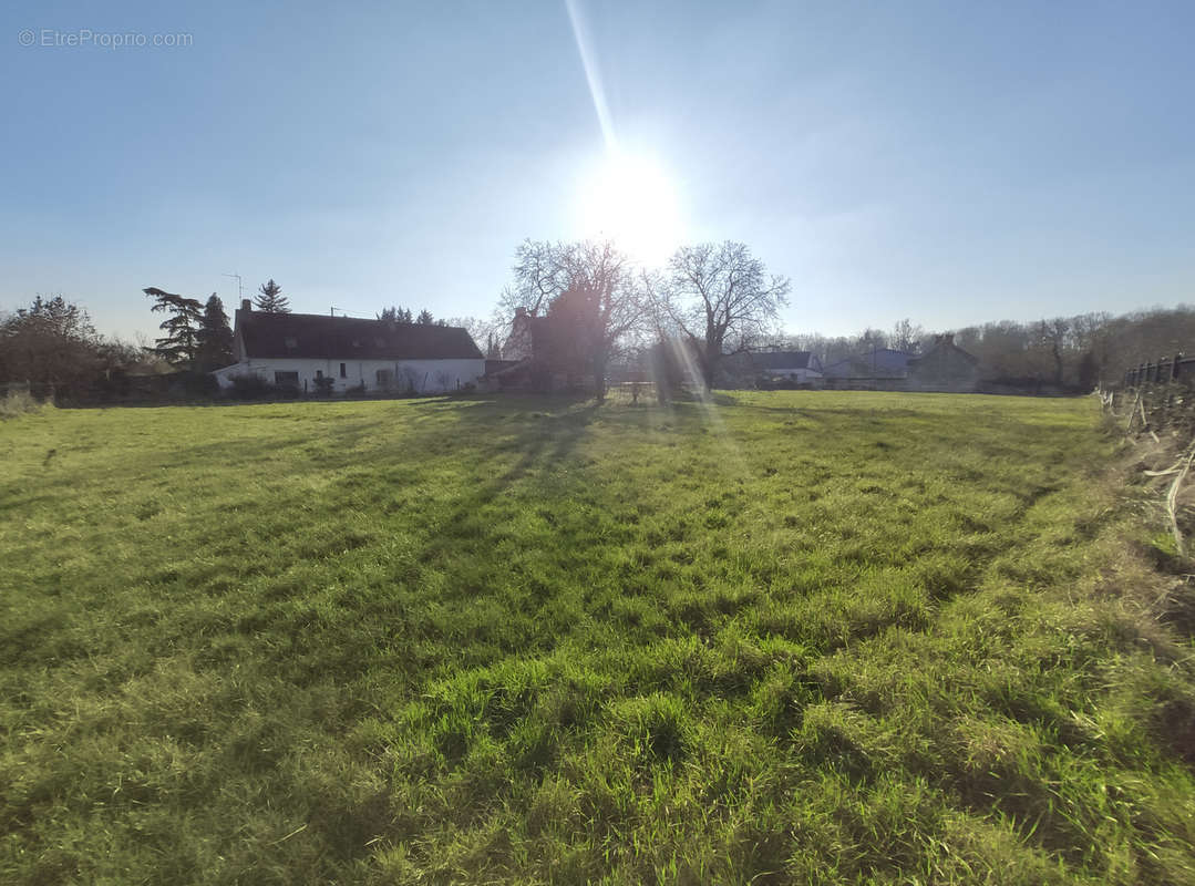 Terrain à HUISSEAU-SUR-MAUVES