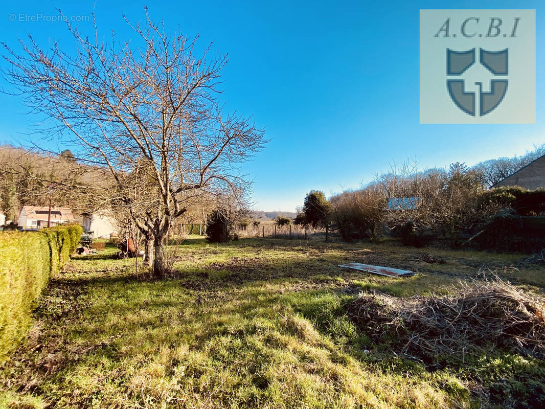 Terrain à MONTOIRE-SUR-LE-LOIR