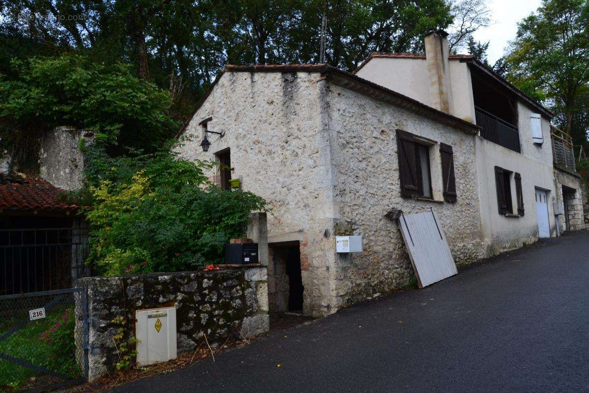 Maison à ROQUECOR