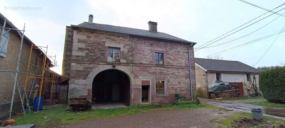 Maison à FROIDECONCHE