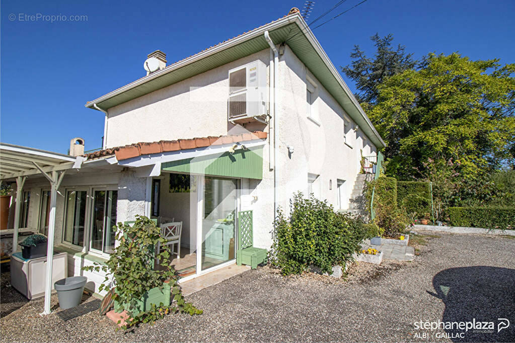 Maison à LAGRAVE