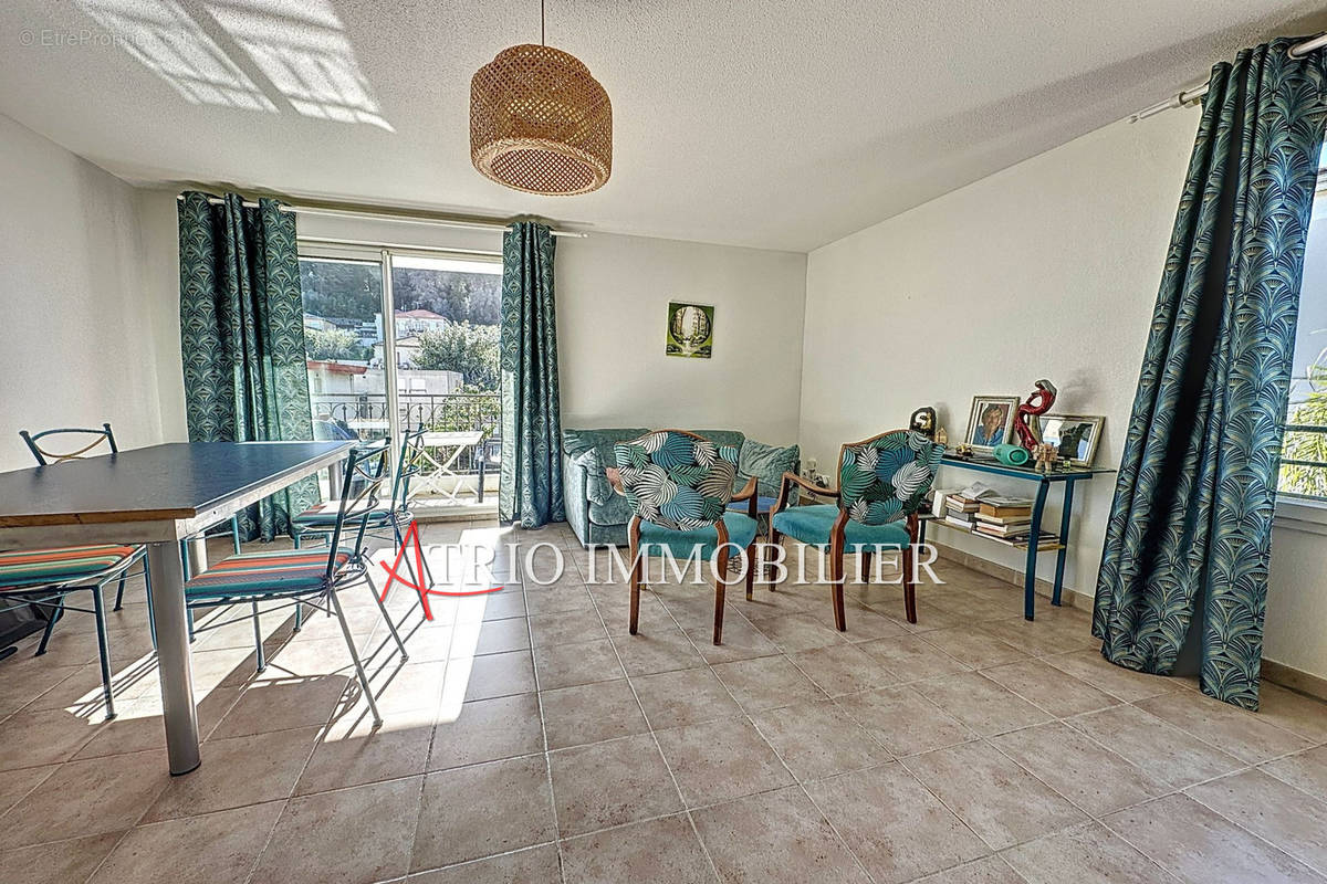 Appartement à CAGNES-SUR-MER