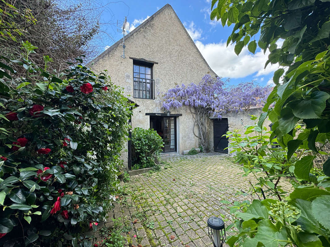 Maison à MONTFORT-L&#039;AMAURY