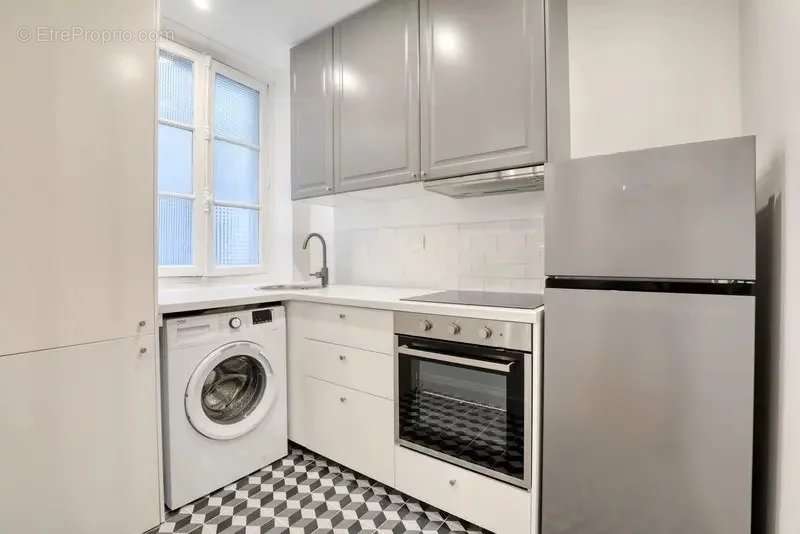 Appartement à PARIS-10E