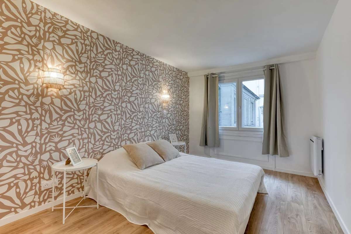 Appartement à PARIS-2E