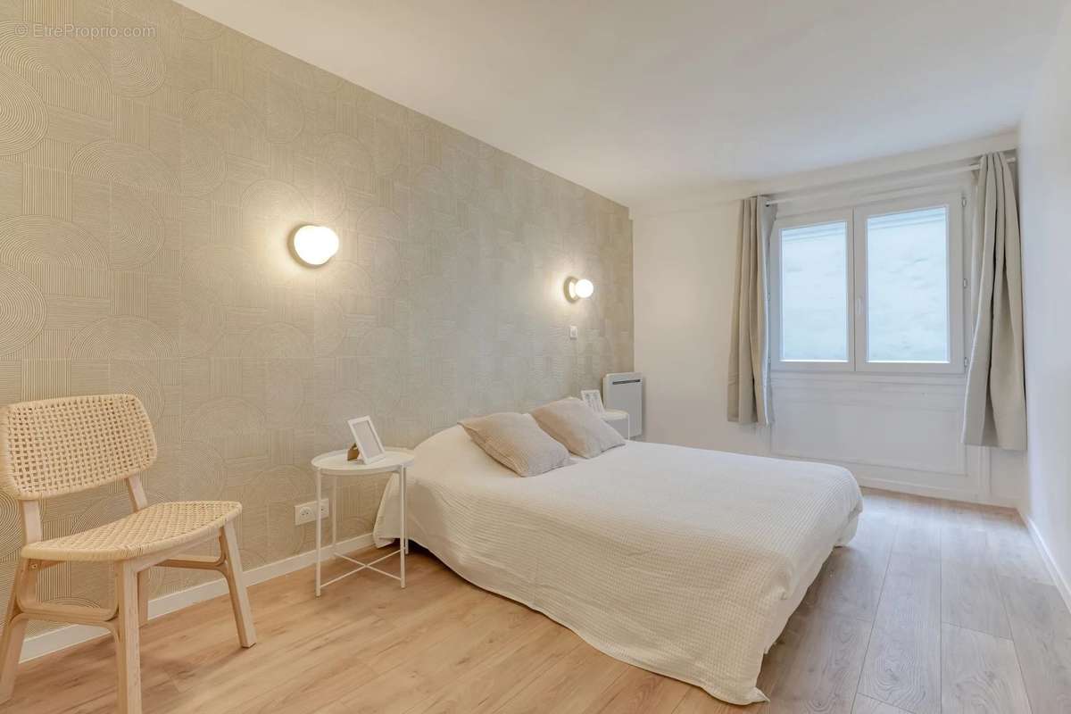 Appartement à PARIS-2E