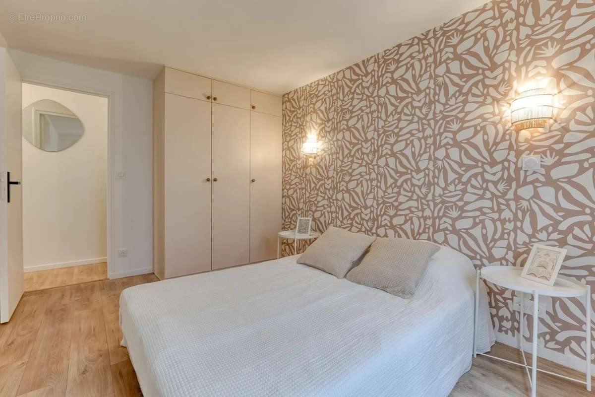 Appartement à PARIS-2E