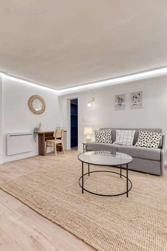 Appartement a louer paris-2e-arrondissement - 4 pièce(s) - 78 m2 - Surfyn