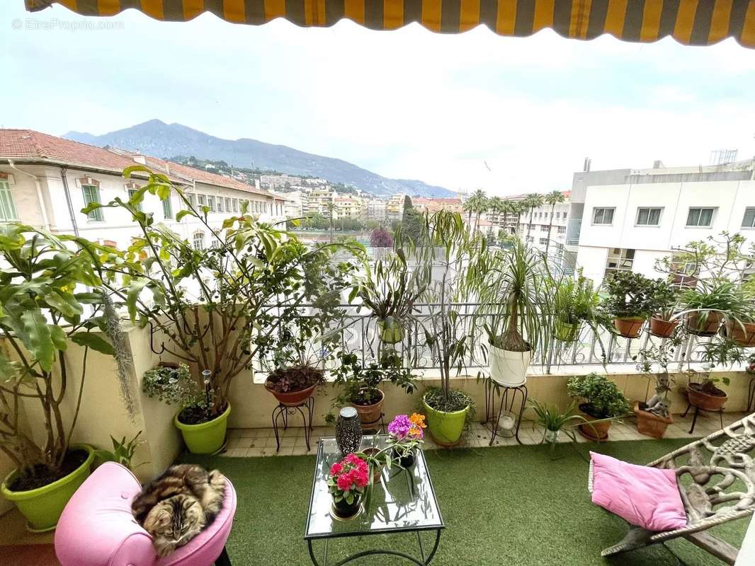 Appartement à MENTON