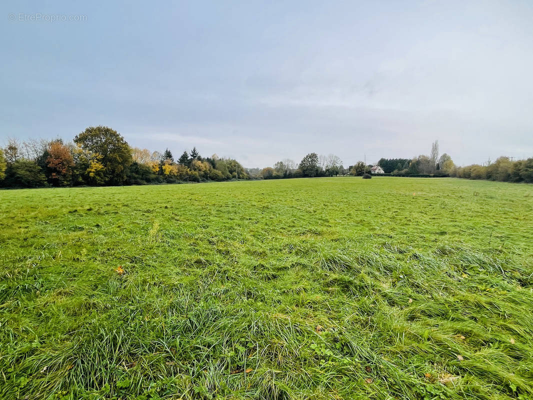 Terrain à LISIEUX