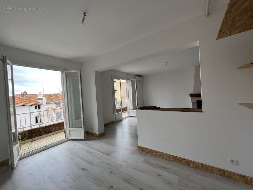 Appartement à SARI-SOLENZARA