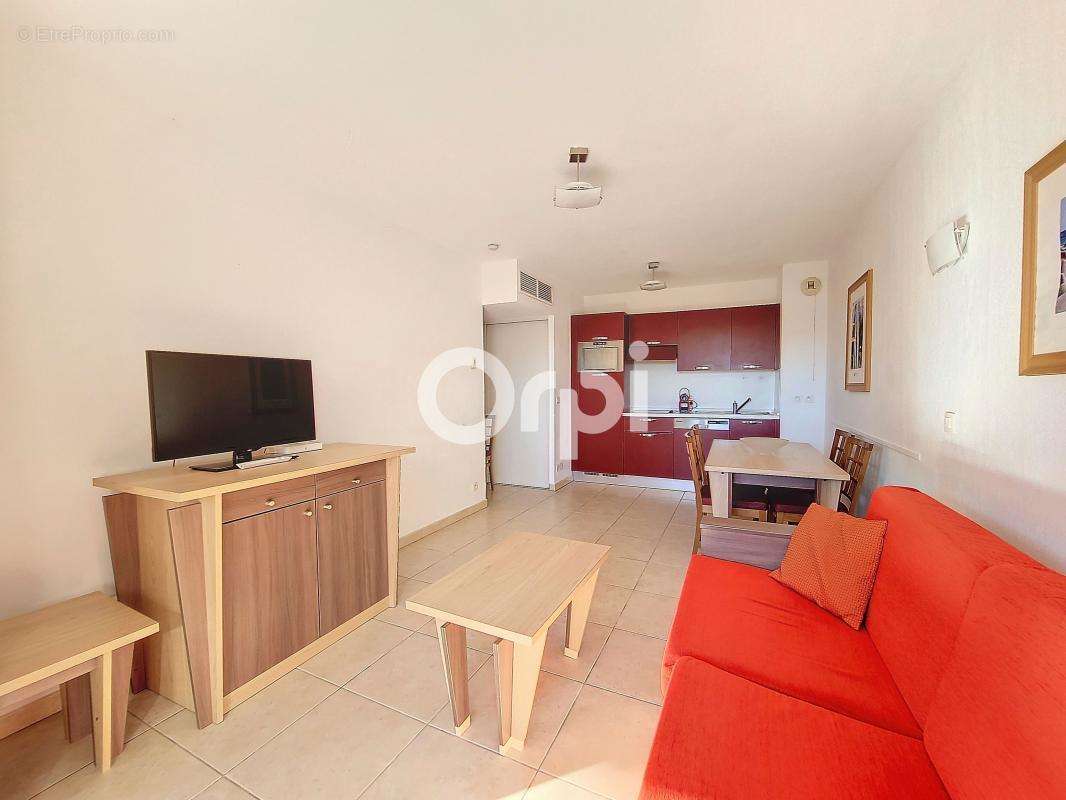 Appartement à VILLENEUVE-LOUBET