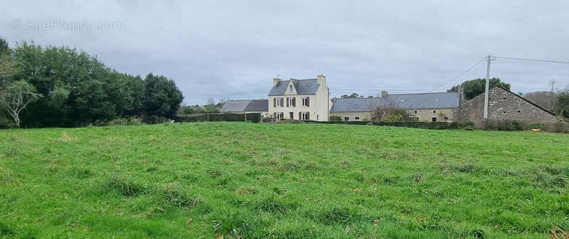 Maison à LANDUDEC