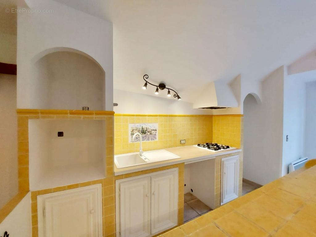 Appartement à FAYENCE