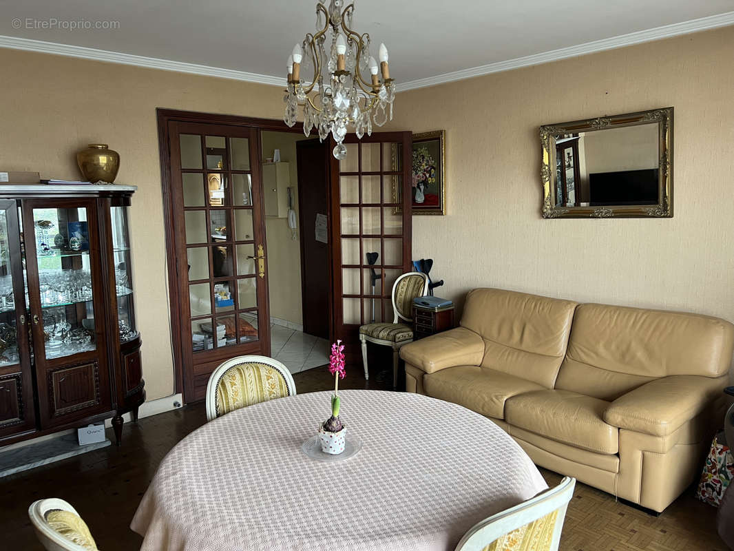 Appartement à CHAMPIGNY-SUR-MARNE