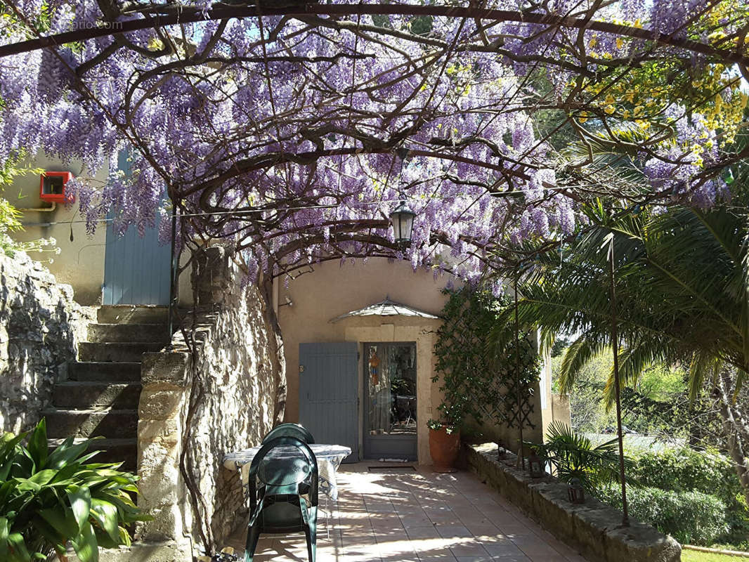 Maison à VILLENEUVE-LES-AVIGNON