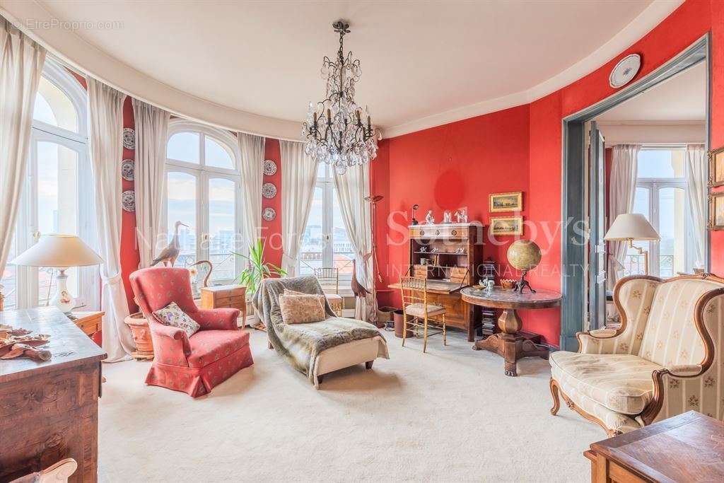 Appartement à LA MADELEINE