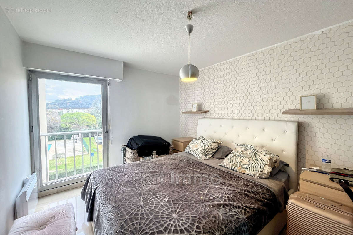 Appartement à CAGNES-SUR-MER