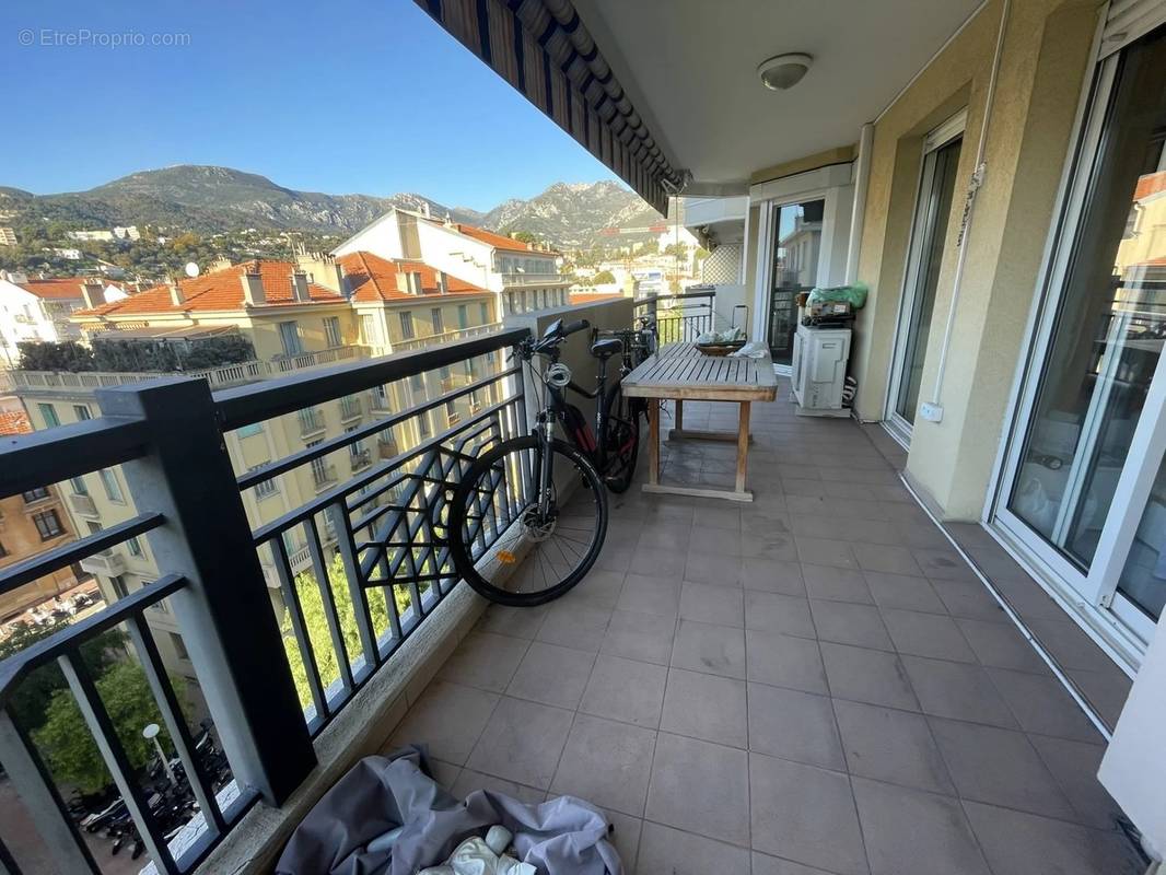 Appartement à MENTON