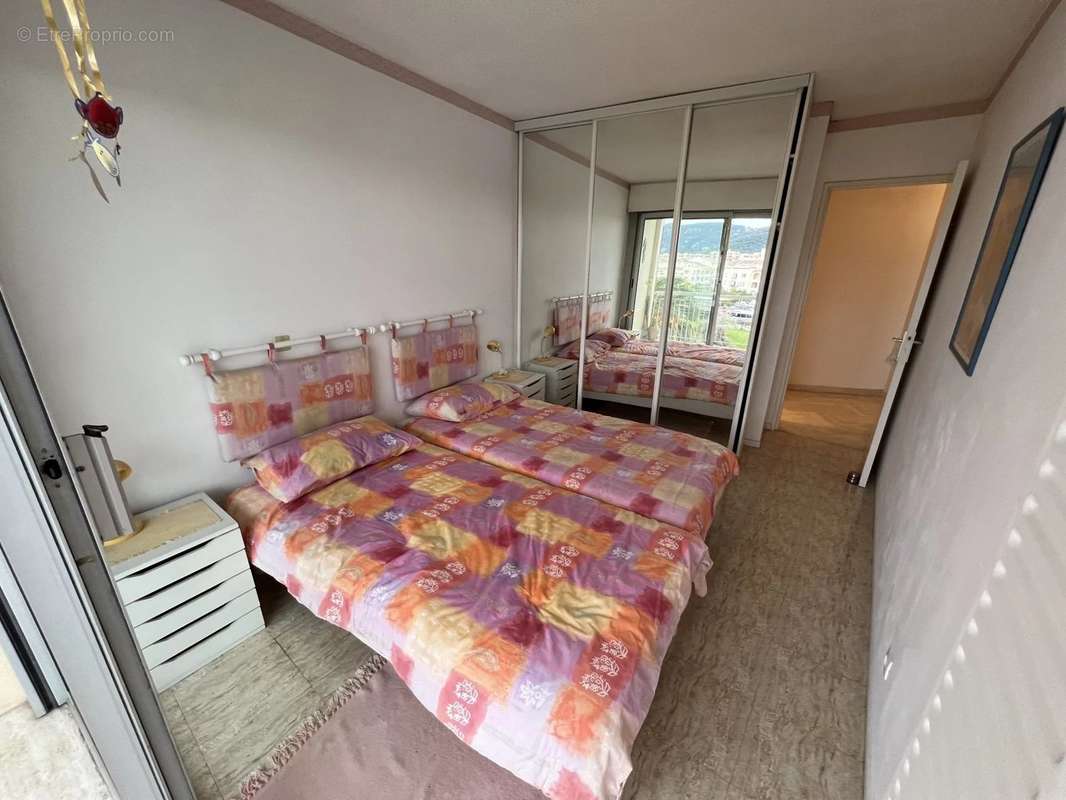 Appartement à MANDELIEU-LA-NAPOULE